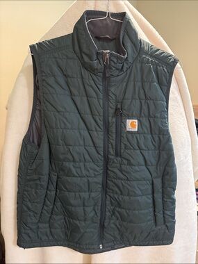 Men’s Carhartt Insulated Vest - Dark Green